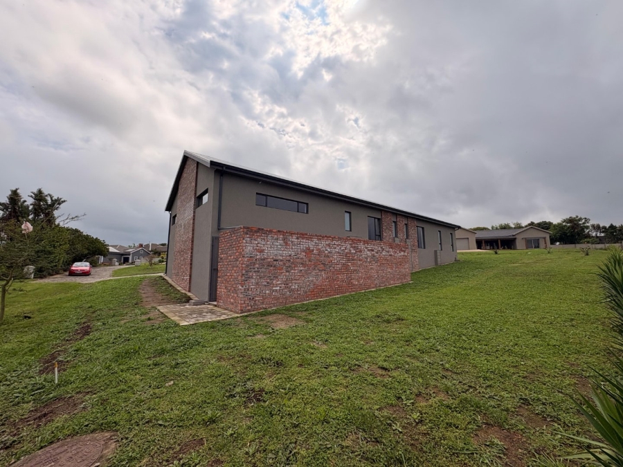 5 Bedroom Property for Sale in Cherry Creek Country Estate Western Cape